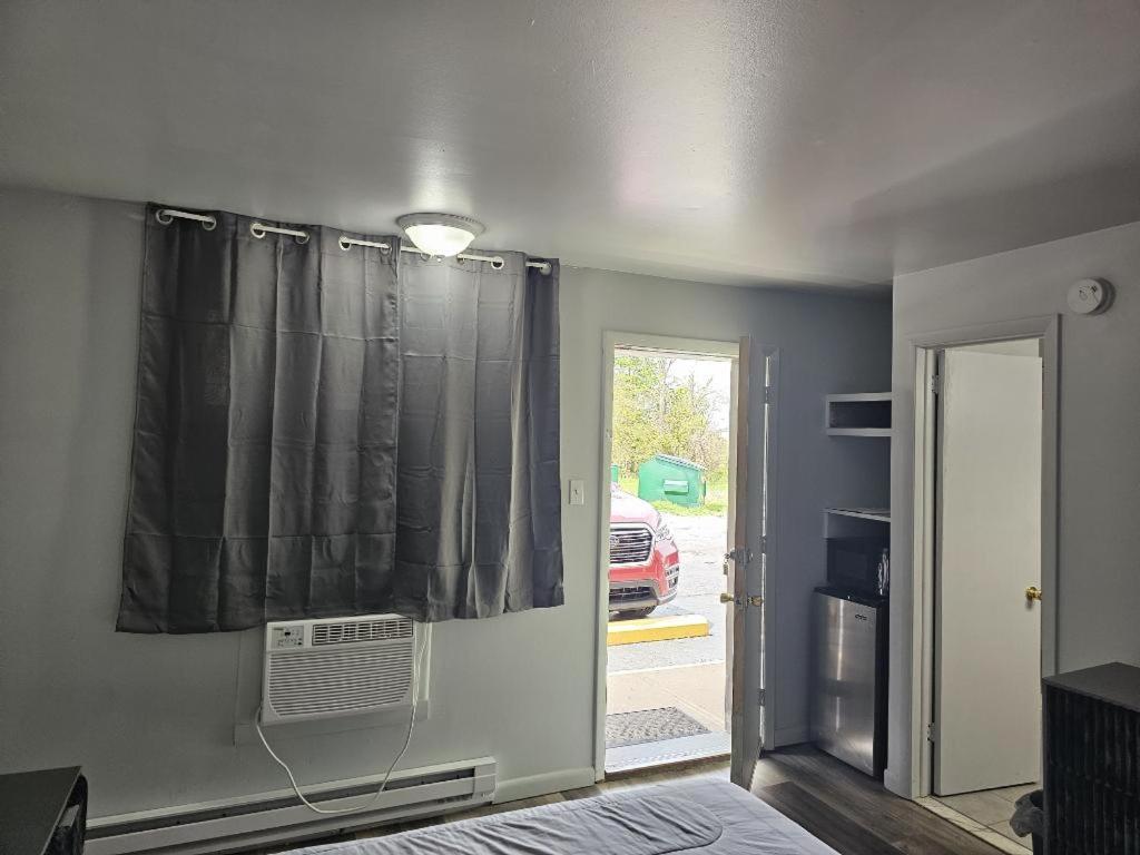 Motel 81 Dalton Екстериор снимка