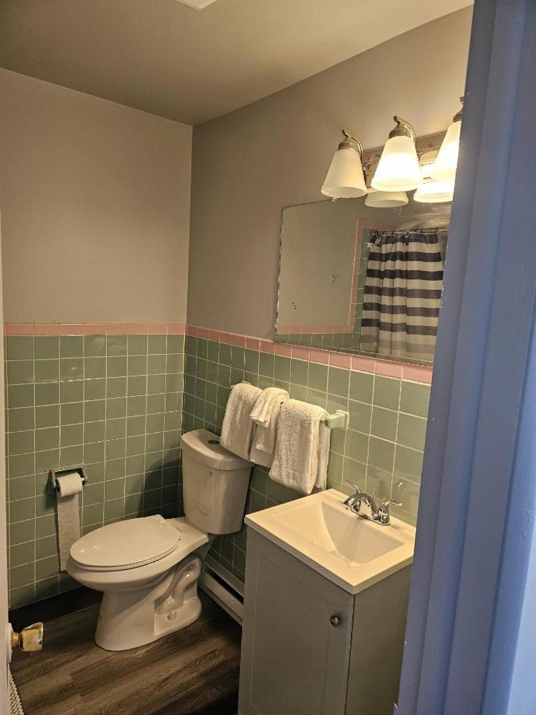 Motel 81 Dalton Екстериор снимка